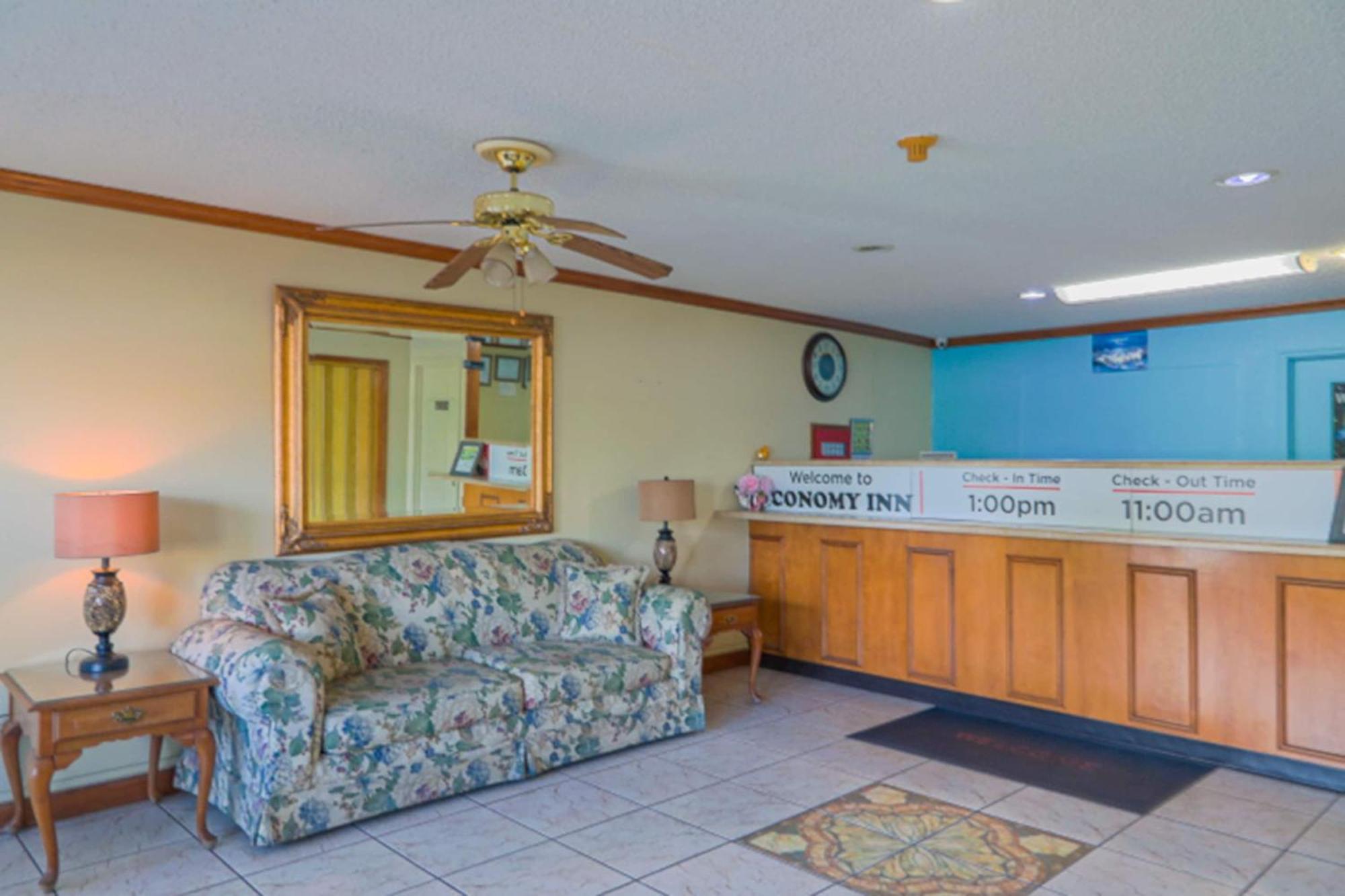 Economy Inn By Oyo Ashburn Exterior foto